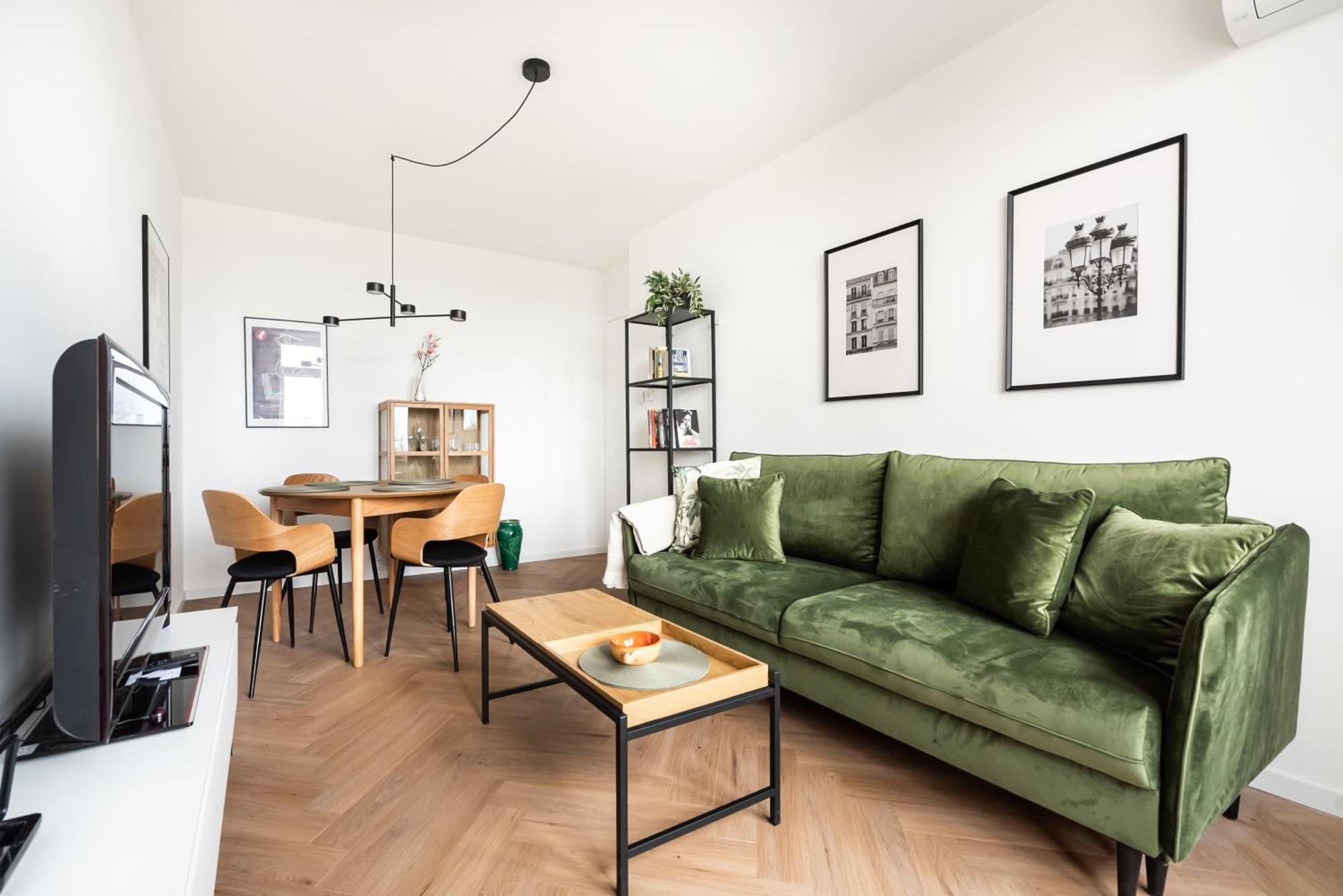 Saska Kepa 2-bedroom Apartament
